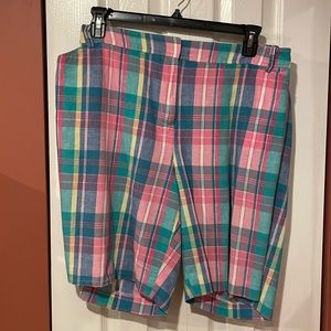 Talbots “Perfect Short” Bermuda-length, size 22W